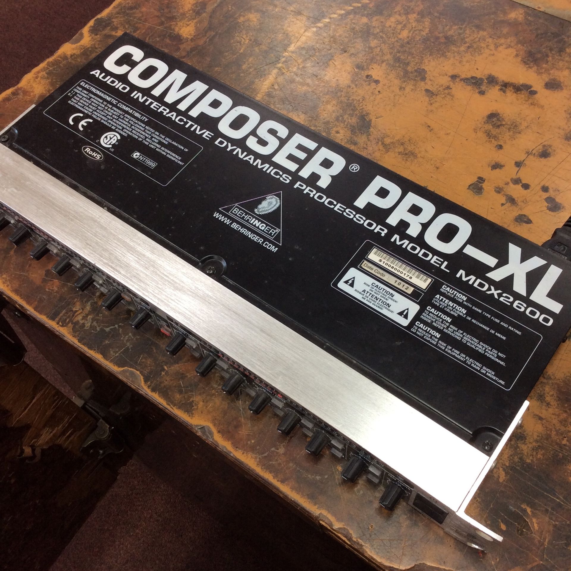 Behringer Composer Pro-XL MDX2600
