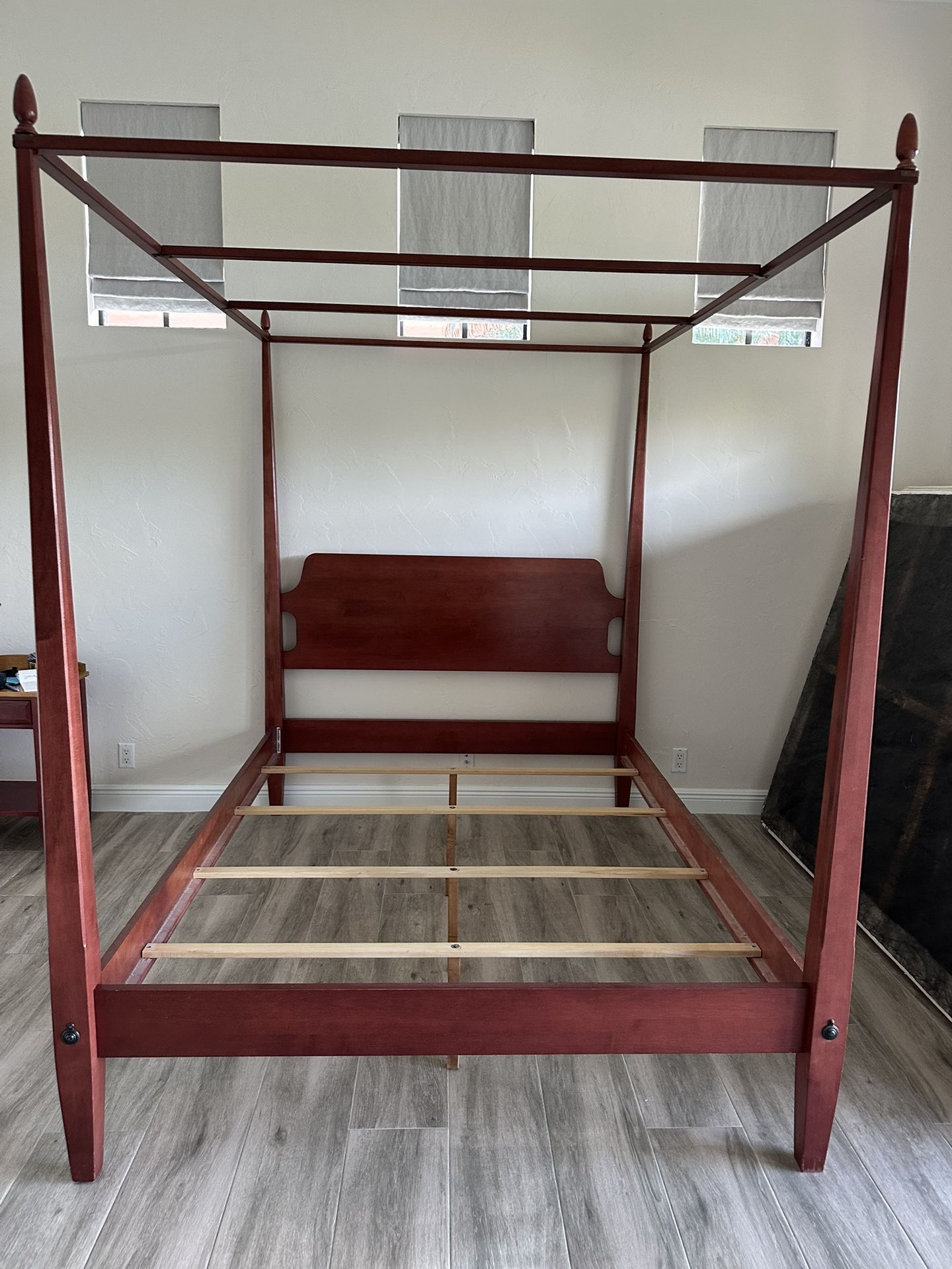 Ethan Allen Queen Poster Bed Frame