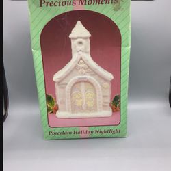 ✨ Precious Moments Porcelain Night Light ✨ Vintage Chapel ✨ 