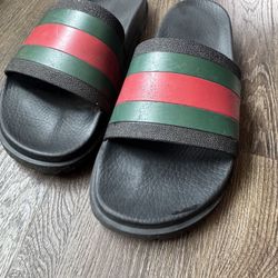 men’s gucci slides