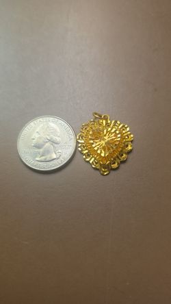 22k heart pendent
