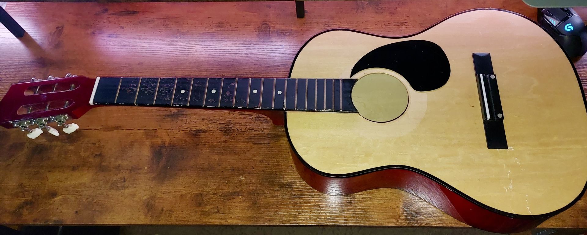 No Name Guitar
