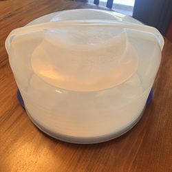 Tupperware Cake And deviled Egg Container