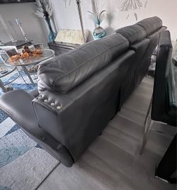 Sofa & Loveseat