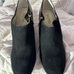 Michael Kors Shoes Women’s 9 1/2 $10 brand new