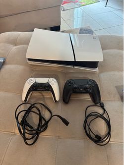 PS5 disc version