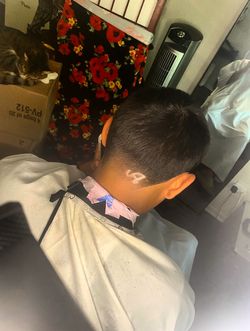 Barber (Haircuts)