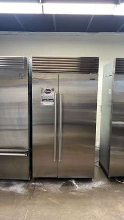 SUB ZERO 42”WIDE BUILT IN STAINLESS STEEL REFRIGERATOR