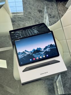 Samsung Galaxy Tab S9 - 11" 256GB - WiFi - with S-Pen - Graphite