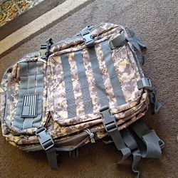 Camo Heavy Duty Backpack 
