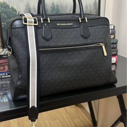 Michael Kors Weekender Bag