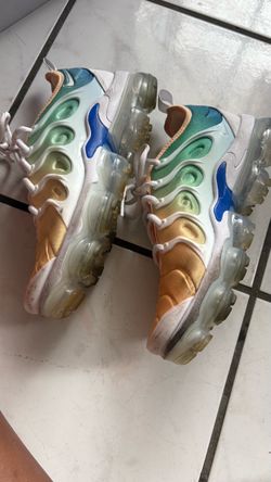 Nike Air VaporMax Plus Rainbow Sneakers