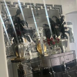 Crystal Mirror Dresser. 