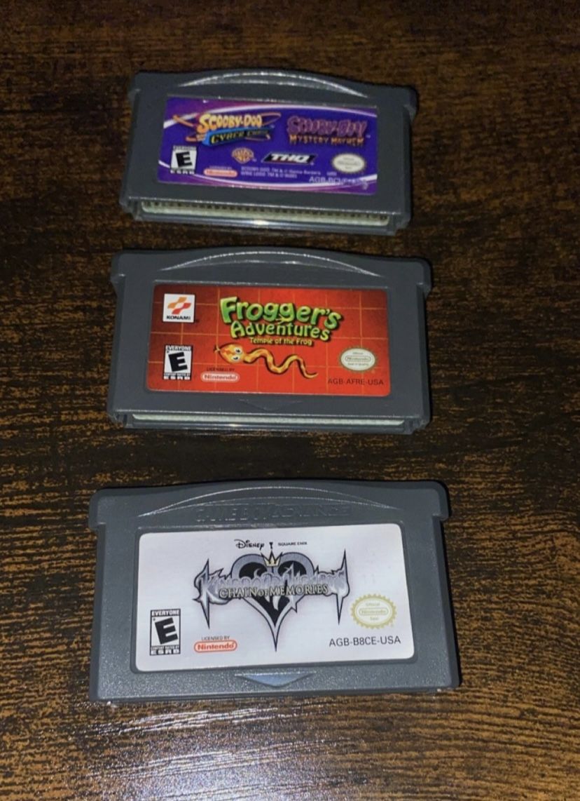 3 Game Boy Games: Frogger, Kingdom Hearts Scooby Doo 