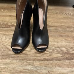 Rowen clearance bootie halogen