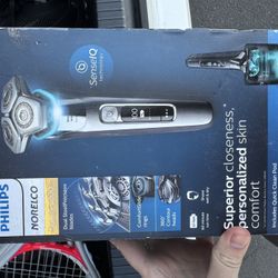 Philips Norelco Shaver 9500