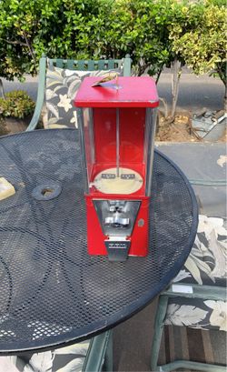 Oak Gum, Ball, Vending Machine, Or $.25