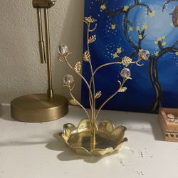 Jewelry holder