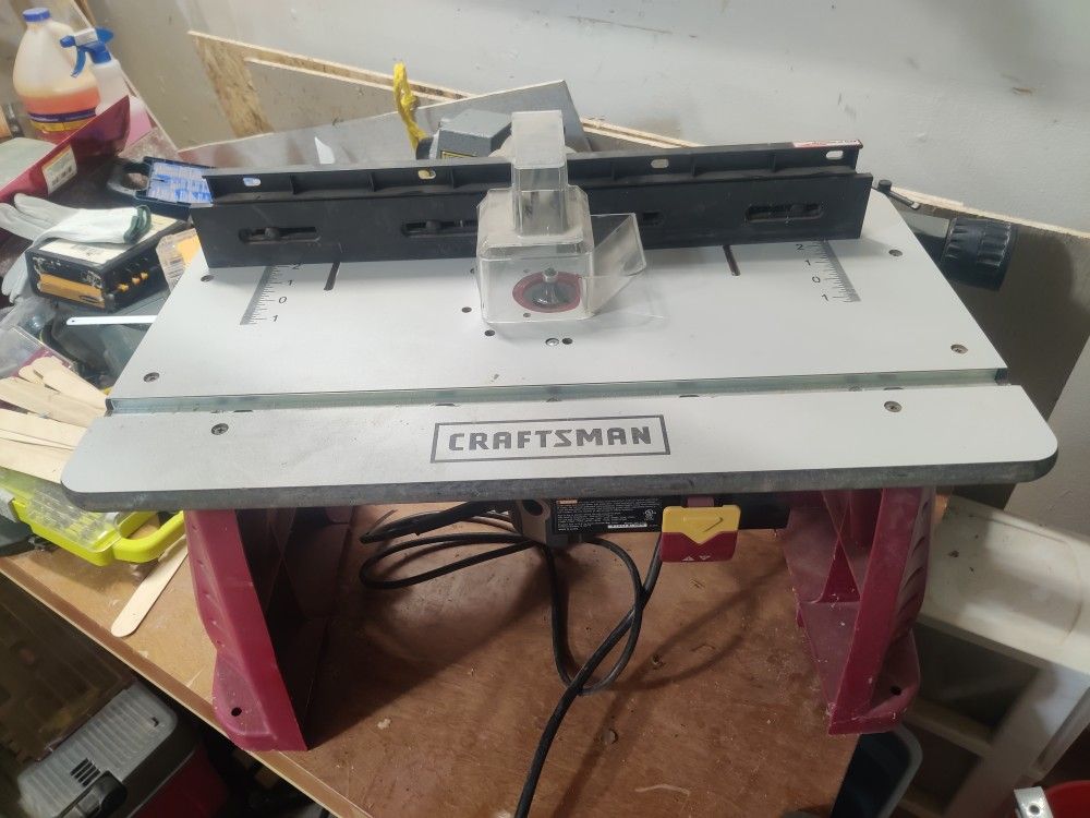 Craftsman router table