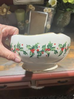 Lenox Holiday Vegetable Dish with Holly and Gold Trim