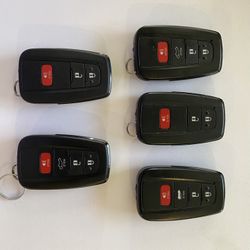 Remote Control Key Fob Toyota.  Fits Highlander RAV4 Corolla Camry 