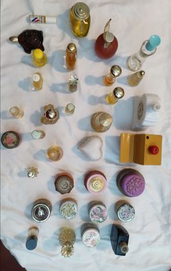 REDUCED mixed lot of 34 vintage perfume and make up related jars