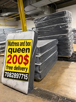 Huge sale for Mattress And Box Twin size #mattress and box 150.$ full 190$ Queen 200$ king 290$. free delivery free set up 708….289…7715… cash or Zell