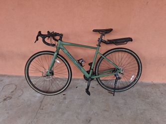 Ozark Trail G.1 explore road bike