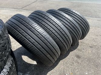 Michelin 235/55/20”
