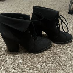 Forever 21 lace up heel boot Size 6.5