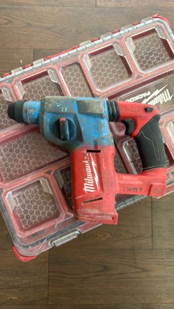 Milwaukee fuel rotary hammer