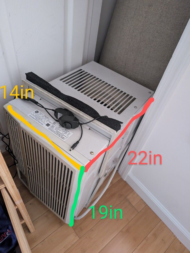 Used 2013 12k BTU Window AC Unit