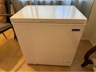 Magic Chef Freezer