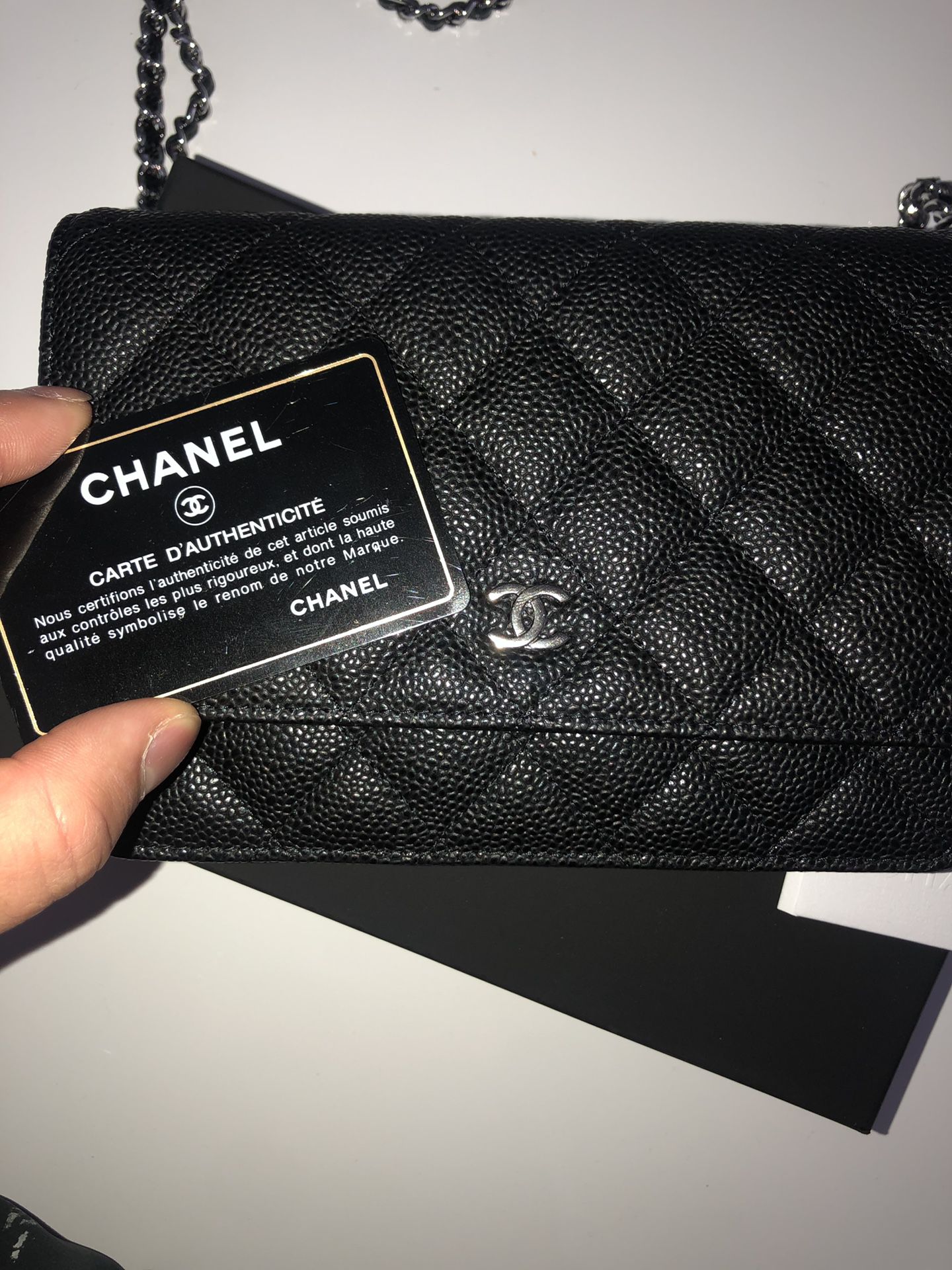 Chanel wallet on a chain (caviar) for Sale in Birmingham, MI - OfferUp