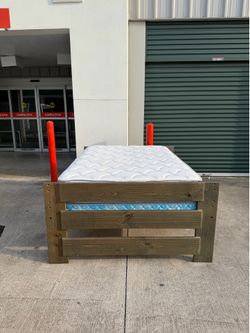 Full Size Bed Set