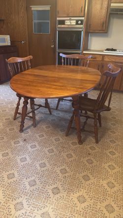 Beautiful Antique Table And Chairs