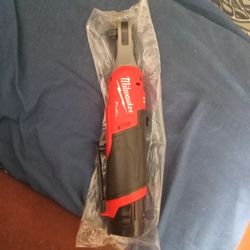 New M12 3/8 Ratchet With A Small Battery