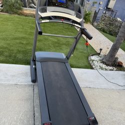 Treadmill 