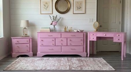 3pc Bedroom set- Dresser, Nightstand & desk- delivery available