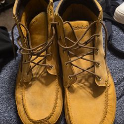 Timberland Men’s Tan Leather Moc Toe Chukka