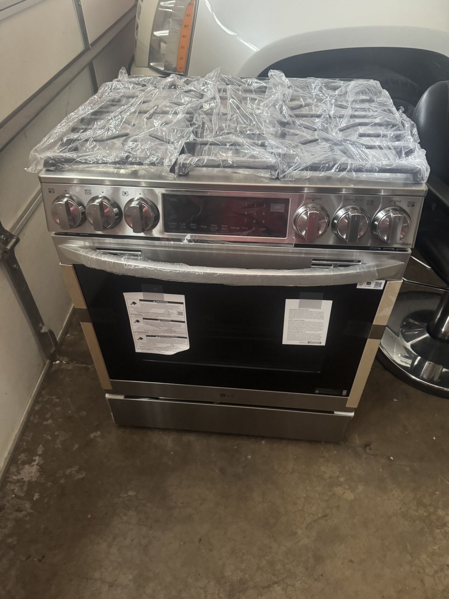 LG Stove