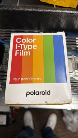 Polaroid color I-type box of 40
