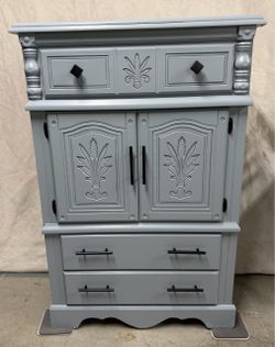 Upright Dresser