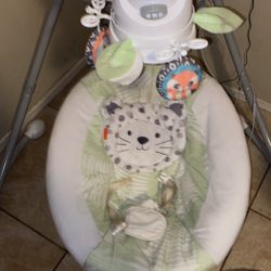 Fisher-Price Baby Cradle & Swing