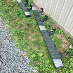 2018 Gm Full Four Door Steps