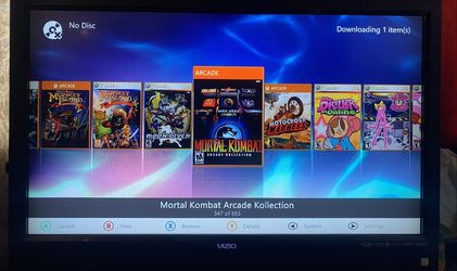 XBOX 360 with 2000 XBOX GAMES INCLUDED