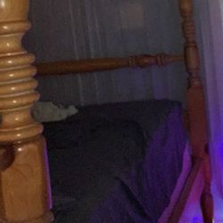 Free Queen Mattress And Box Springs For Pick Up