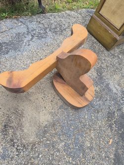 WOODEN MOOSE HEAD.