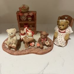 Cherished Teddies Valentine Set