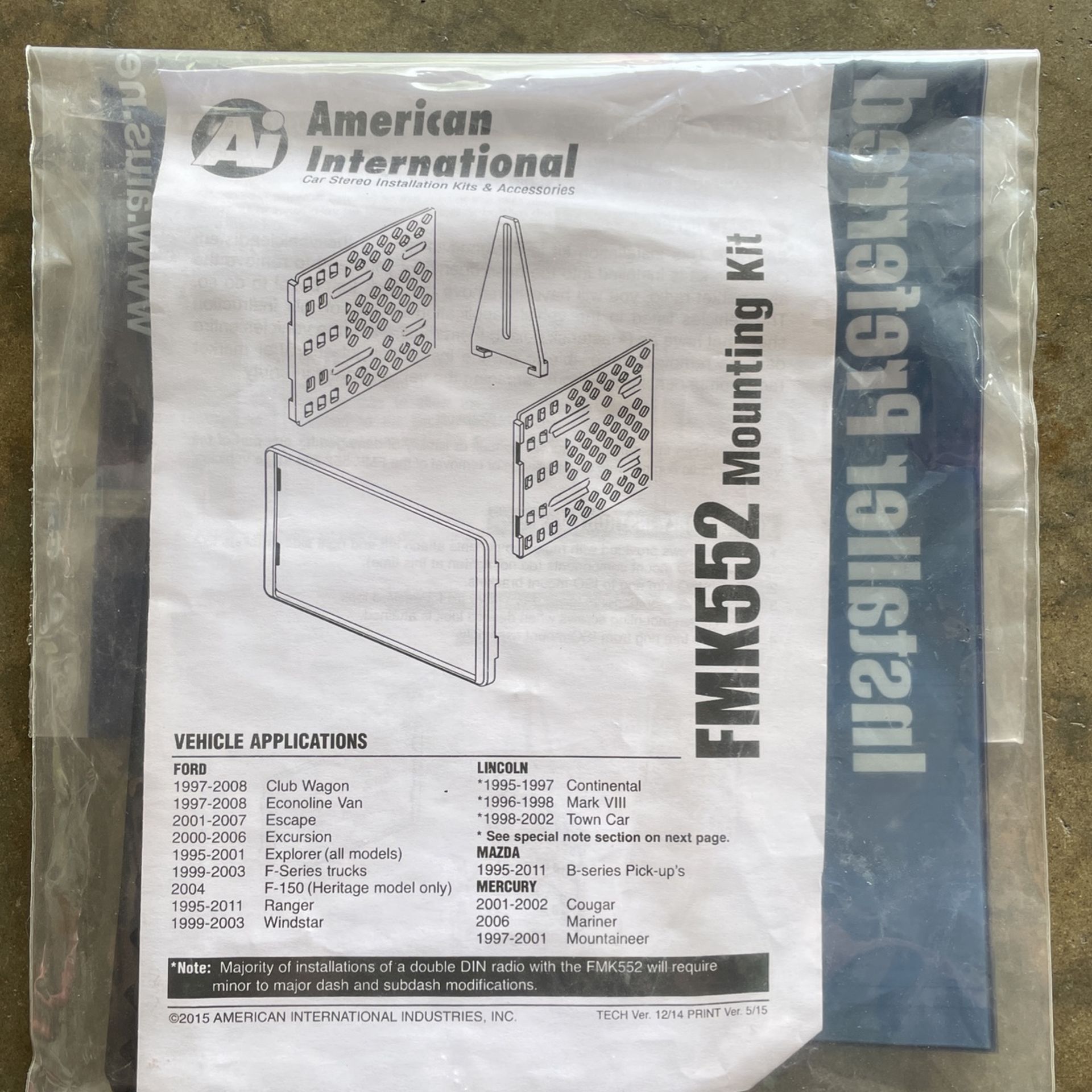 Double Din Mounting Kit (FMK552) Ford/Lincoln/Mazda/Mercury